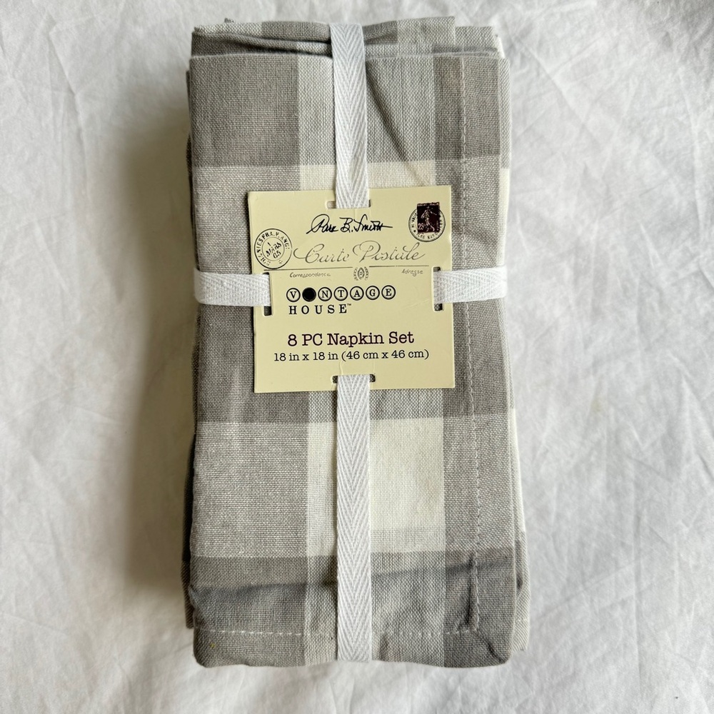 PARK B SMITH VINTAGE HOUSE NAPKINS (8)